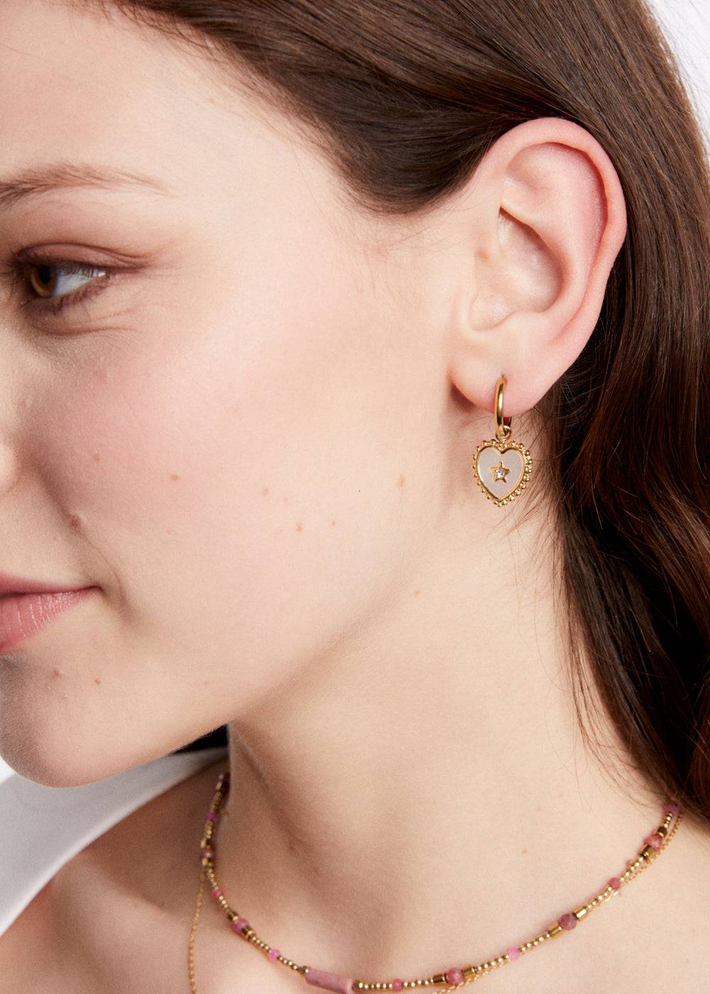 Nalí S.STEEL HOOP EARRINGS W/ WHITE HEART Soddisfazione Garantita