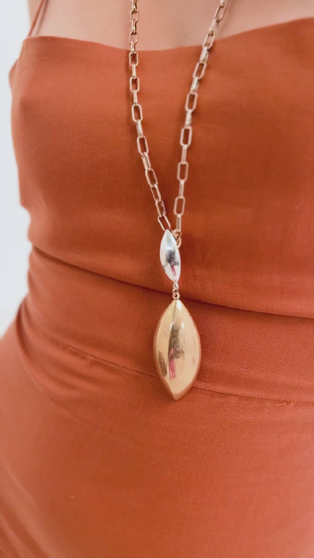 Nalí DUNE LONG CHAIN NECKLACE W/ PENDANT Latest fashion