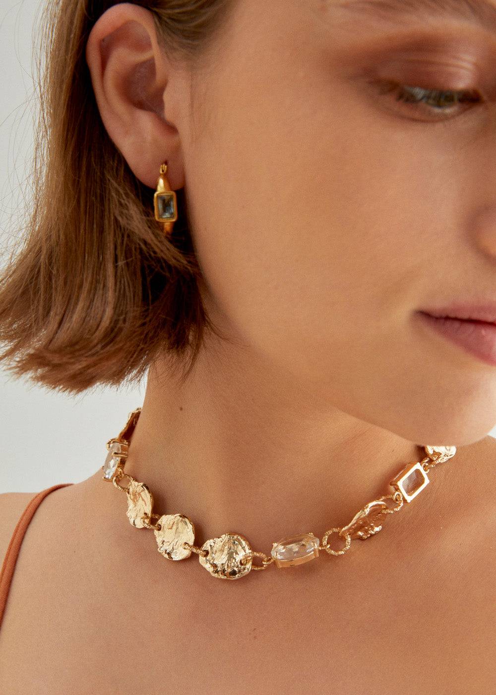 Nalí IRREGULAR NECKLACE IN GOLD W/ CLEAR STONES Nuovi prodotti