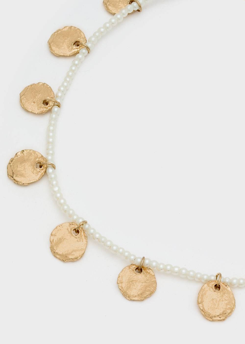 Nalí NECKLACE W/ GOLD PENDANT + WHITE BEADS Bestseller