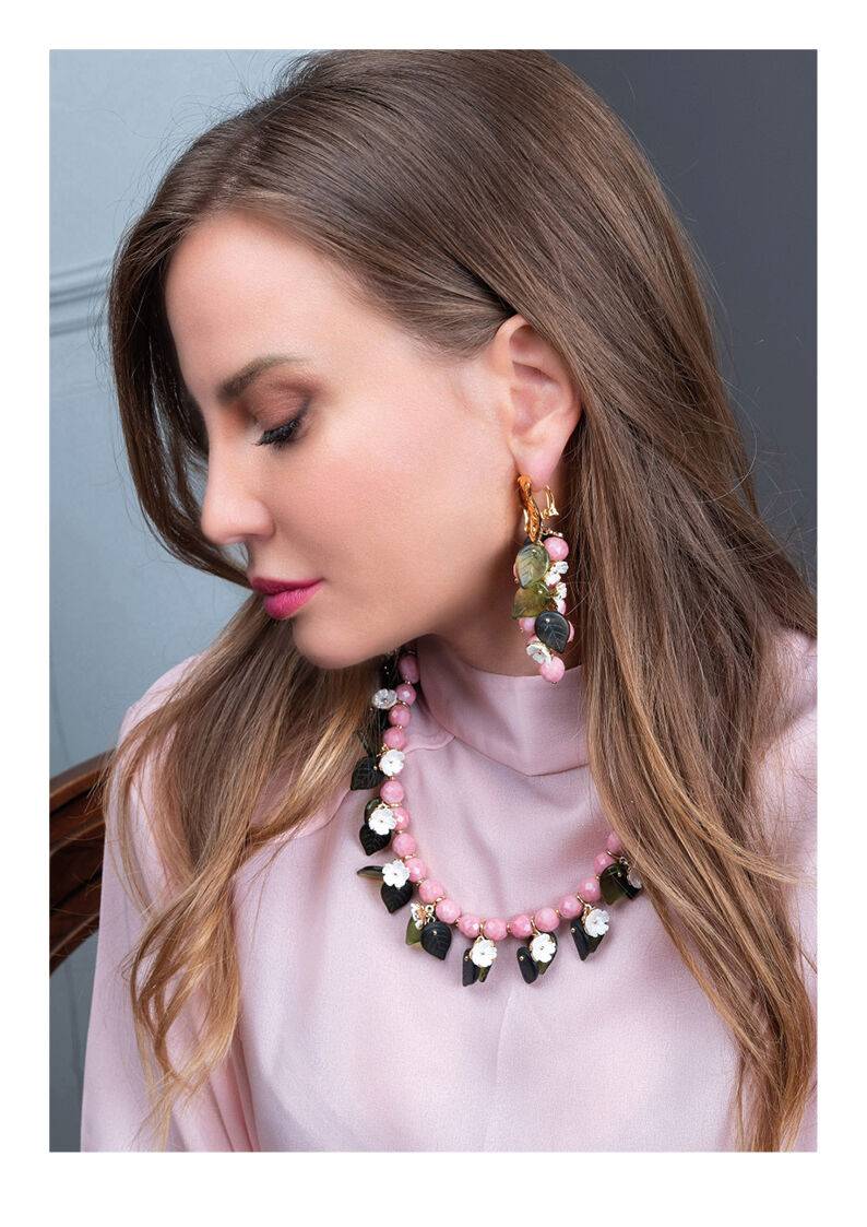 Ottaviani Collana con perline di vetro fiori in resina Spedizione gratuita