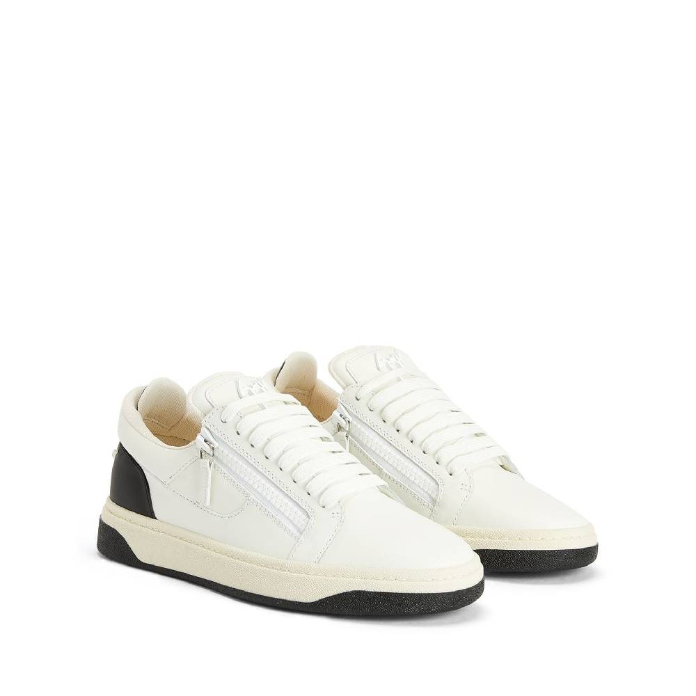 GIUSEPPE ZANOTTI DESIGN  Sneakers Basse Uomo Giuseppe Zanotti in Pelle Bianca Pezzi Unici