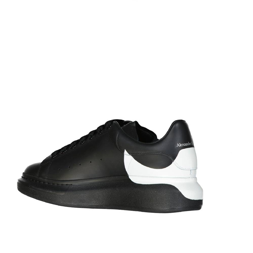 ALEXANDER MCQUEEN  Sneakers Oversize in Pelle Nera Uomo Alexander McQueen Fino Al -60%
