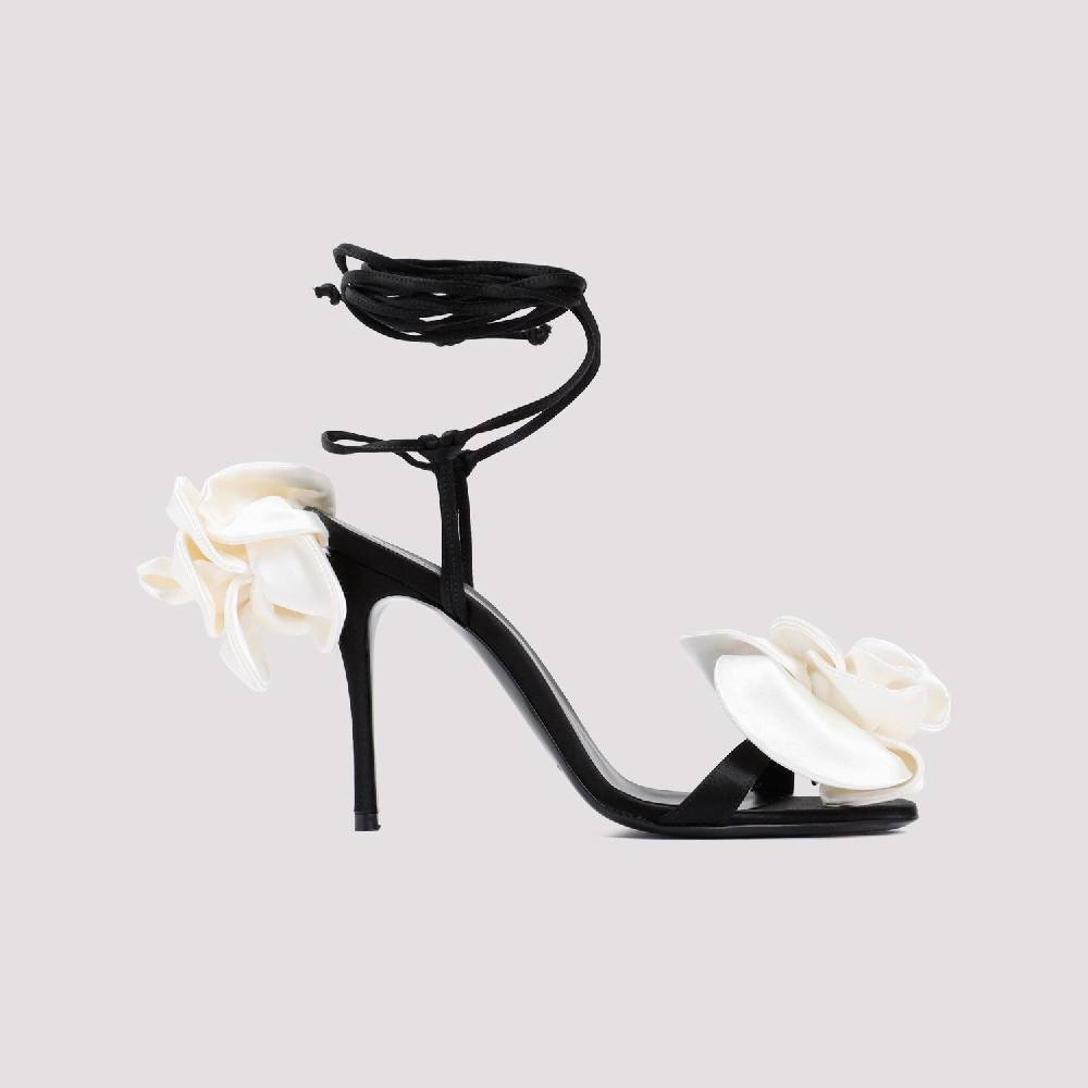 MAGDA BUTRYM  Sandali Stiletto Magda Butrym in Raso Nero con Applicazioni Floreali Qualità Garantita