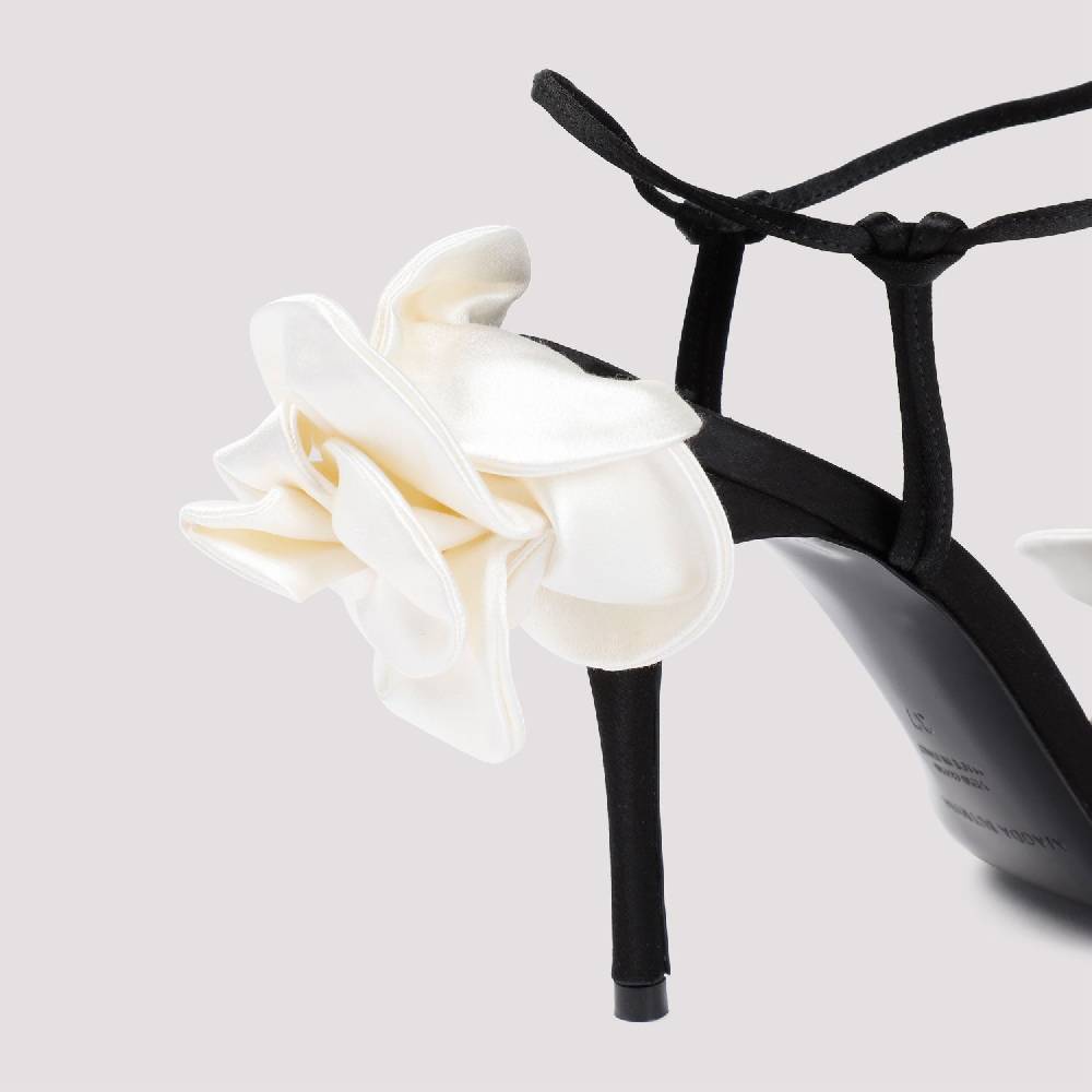 MAGDA BUTRYM  Sandali Stiletto Magda Butrym in Raso Nero con Applicazioni Floreali Qualità Garantita