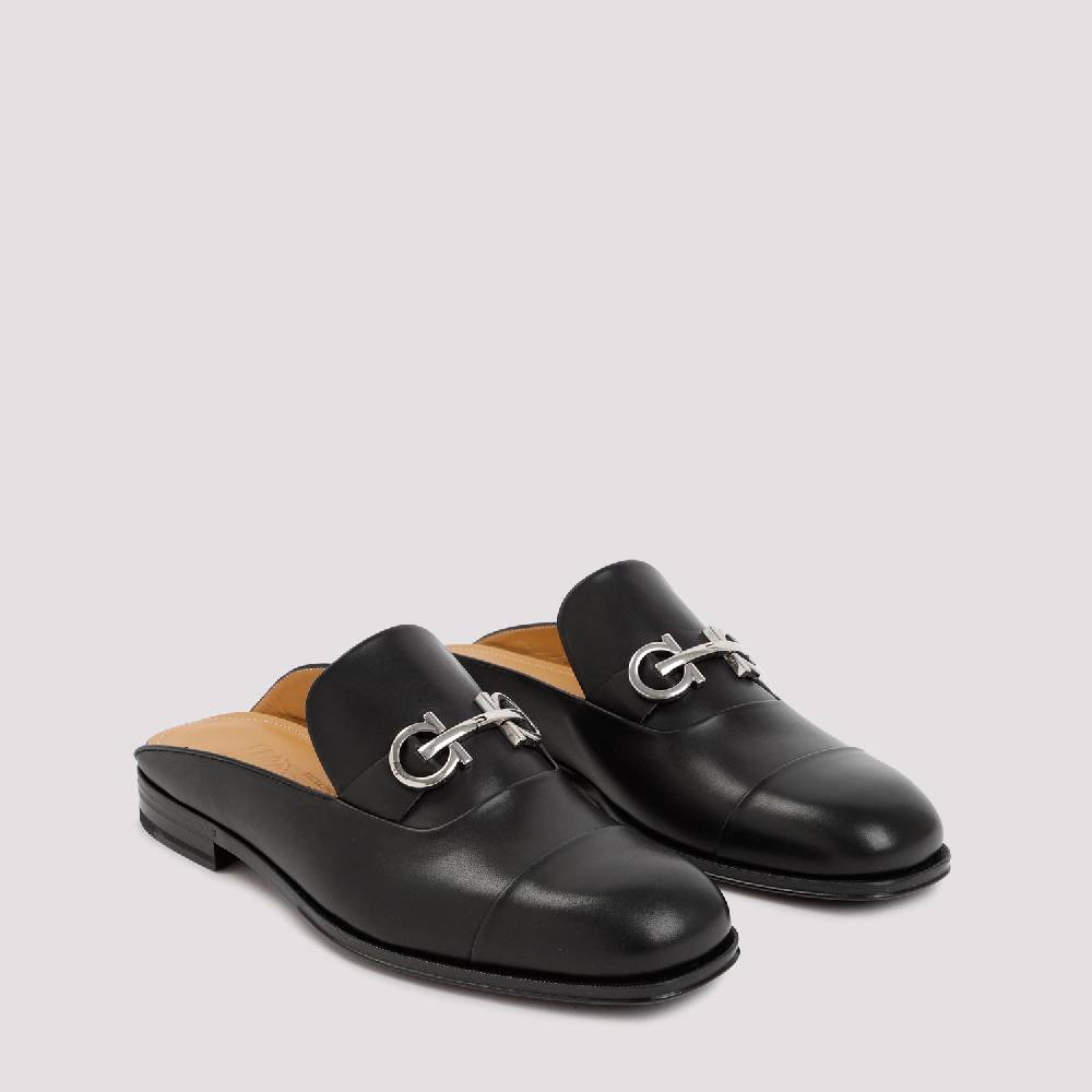 SALVATORE FERRAGAMO  Stivaletti Neri in Vitello Salvatore Ferragamo Uomo Presa