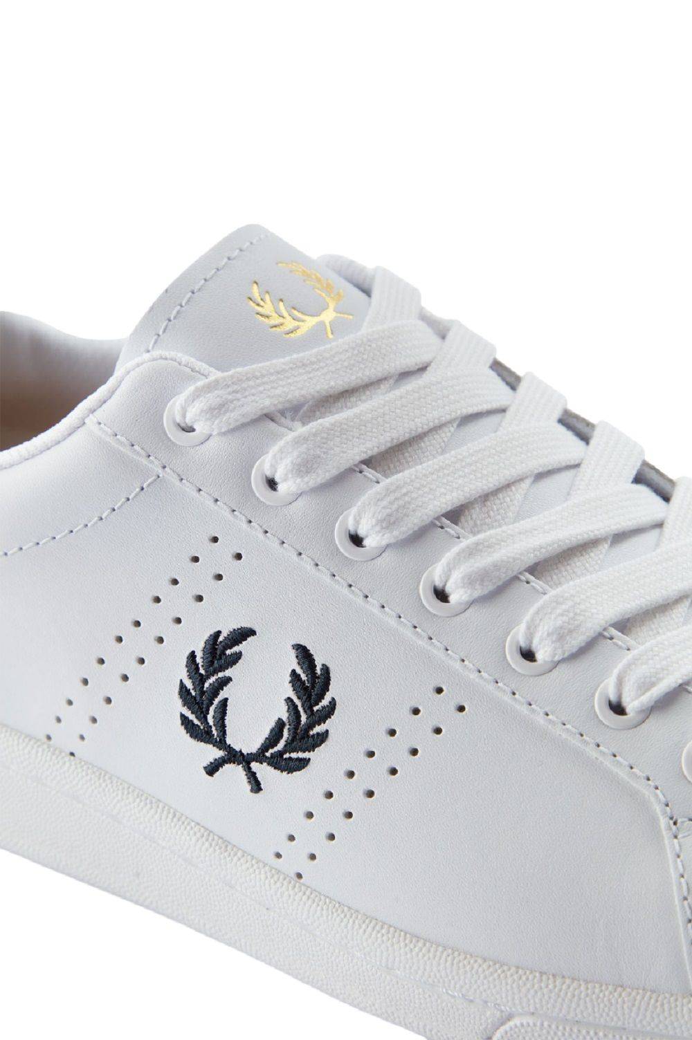 FRED PERRY  Sneakers in Pelle Bianca Fred Perry B721 - Scarpe Sportive da Uomo I Più Venduti