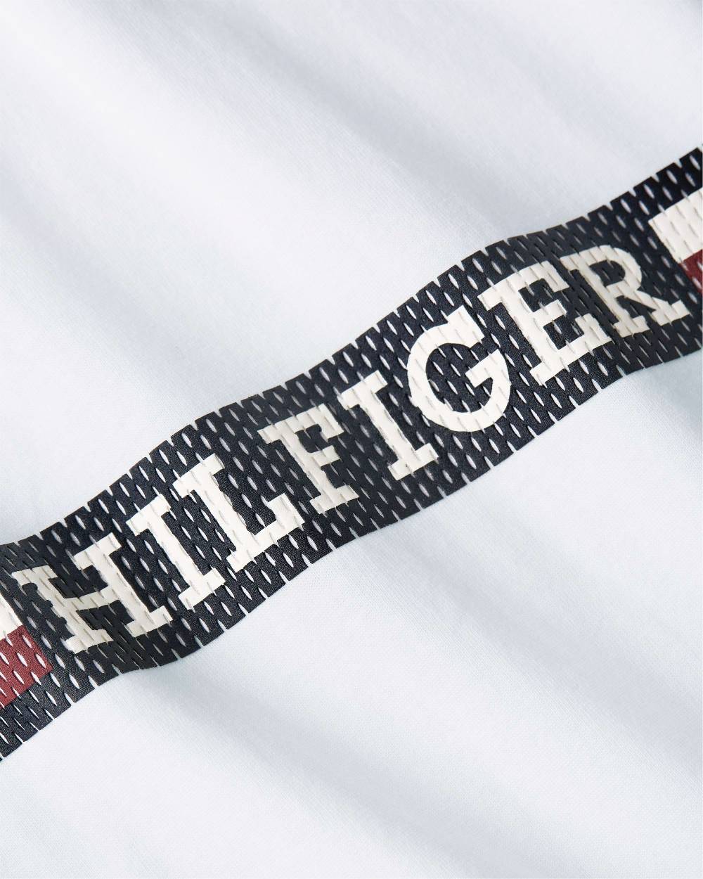 TOMMY HILFIGER  T-Shirt da Uomo Tommy Hilfiger in Cotone Bianco In Linea