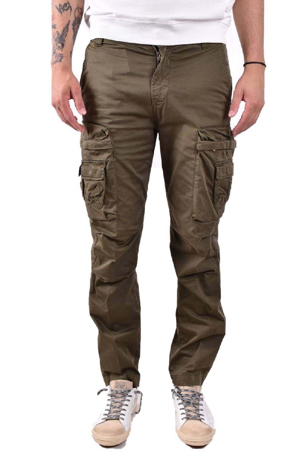 DIESEL  Pantaloni Uomo Diesel in Cotone Azzurro A12878 Offerta natalizia