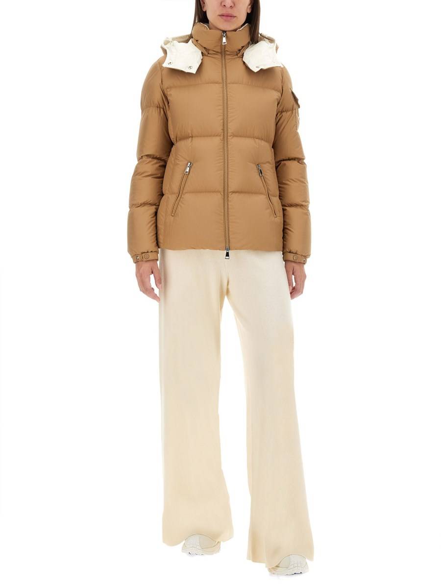 MONCLER GIACCA CORTA FOURMINES IN NYLON RICICLATO Economico