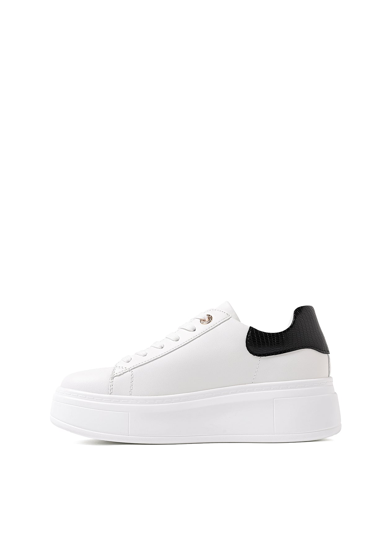 Queen Helena Sneakers X30-15 Moda