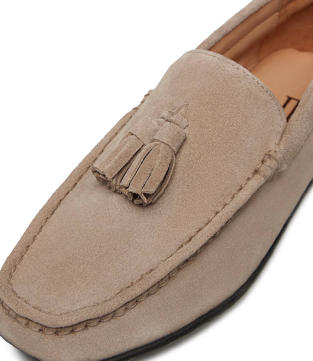 Loriblu Mocassino in camoscio camel con nappine Promozione