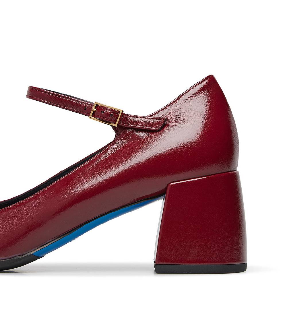 Loriblu Décolleté Mary Jane in pelle lucida bordeaux con cinturino Promozione