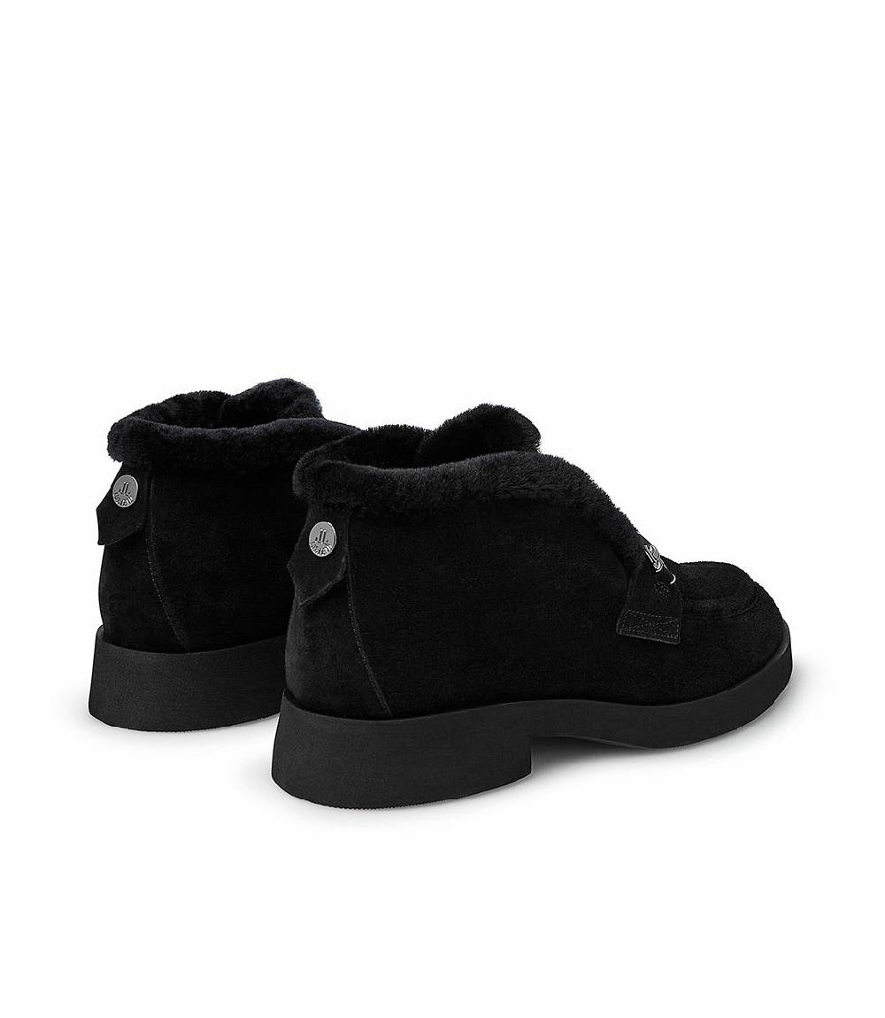 Loriblu Mocassini in pelliccia nera con fibbia-logo In Vendita