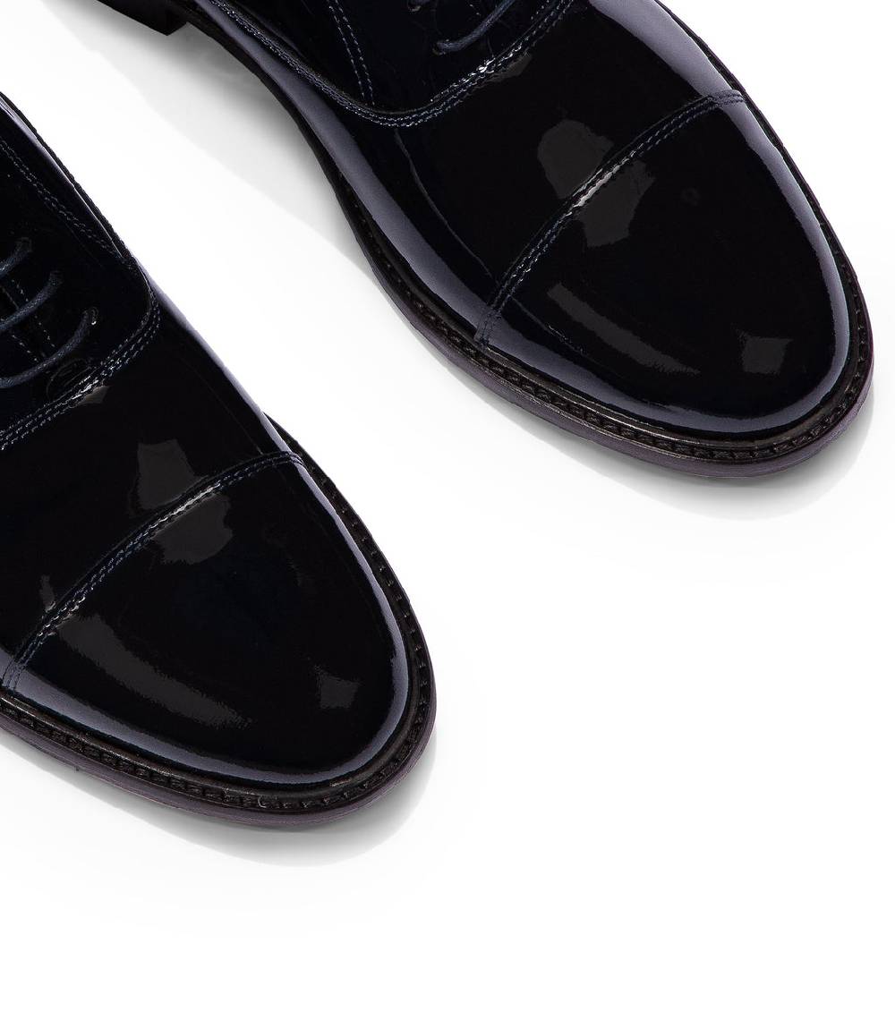 Loriblu Stringate oxford in vernice blu Offerta Anniversario