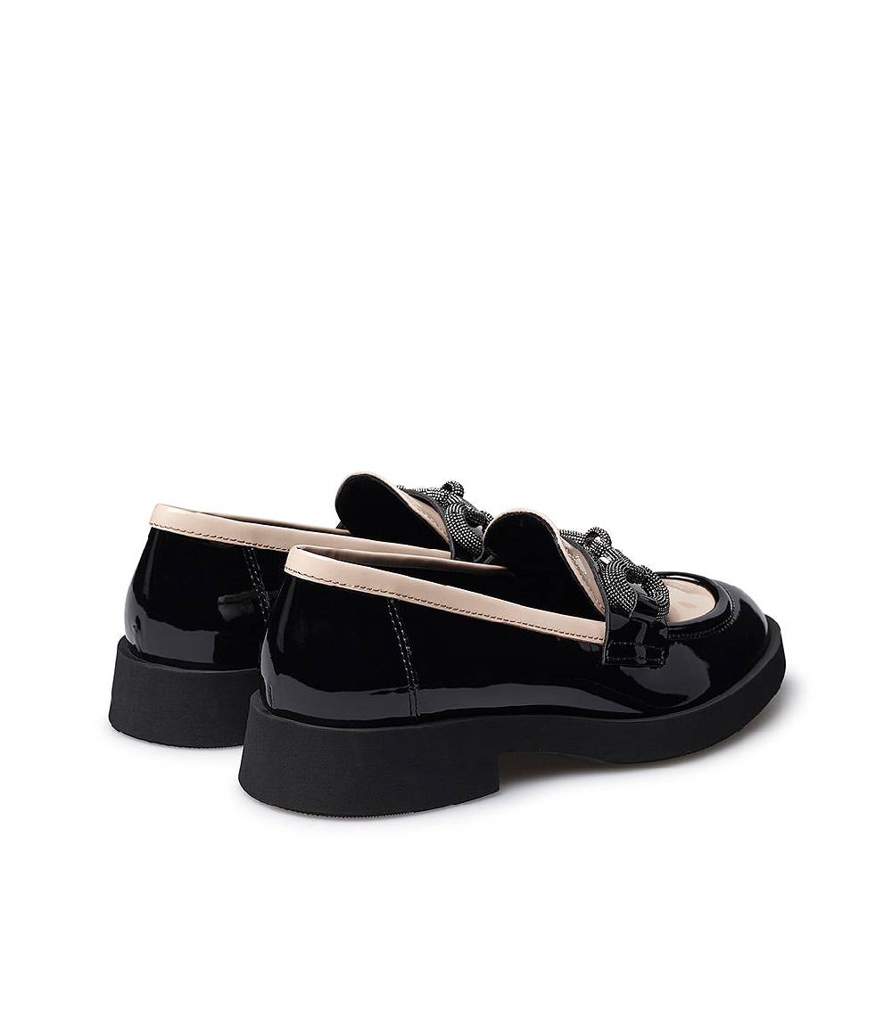Loriblu Mocassino in vernice nera e nude con morsetto gioiello Fino al 50% di sconto