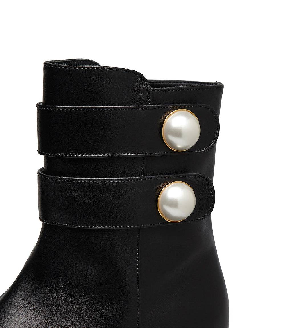 Loriblu Stivaletto in vitello nero con cinturini e borchie perla Only for today