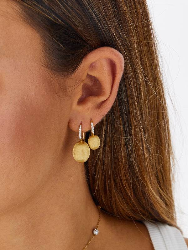 Nanis Orecchino "CILIEGINA" con boule pendente in oro e dettagli di diamanti – Nanis Italian Jewels Italia