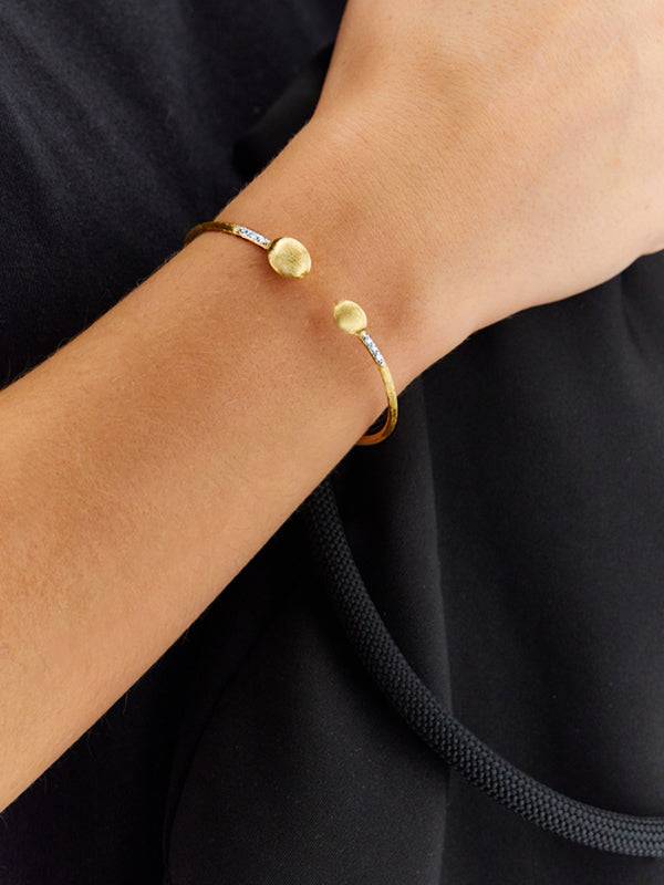 Nanis Bracciale a schiava "DANCING ÉLITE" inciso a mano in oro e diamanti – Nanis Italian Jewels Sconto