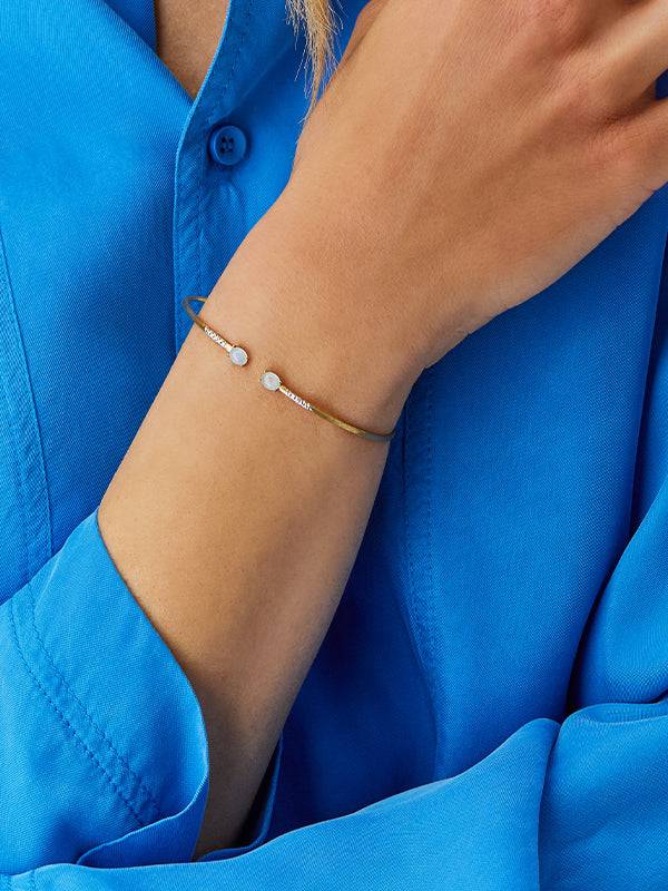 Nanis Bracciale a schiava "DANCING AZURE" inciso a mano in oro, diamanti e a – Nanis Italian Jewels Affare Del Giorno