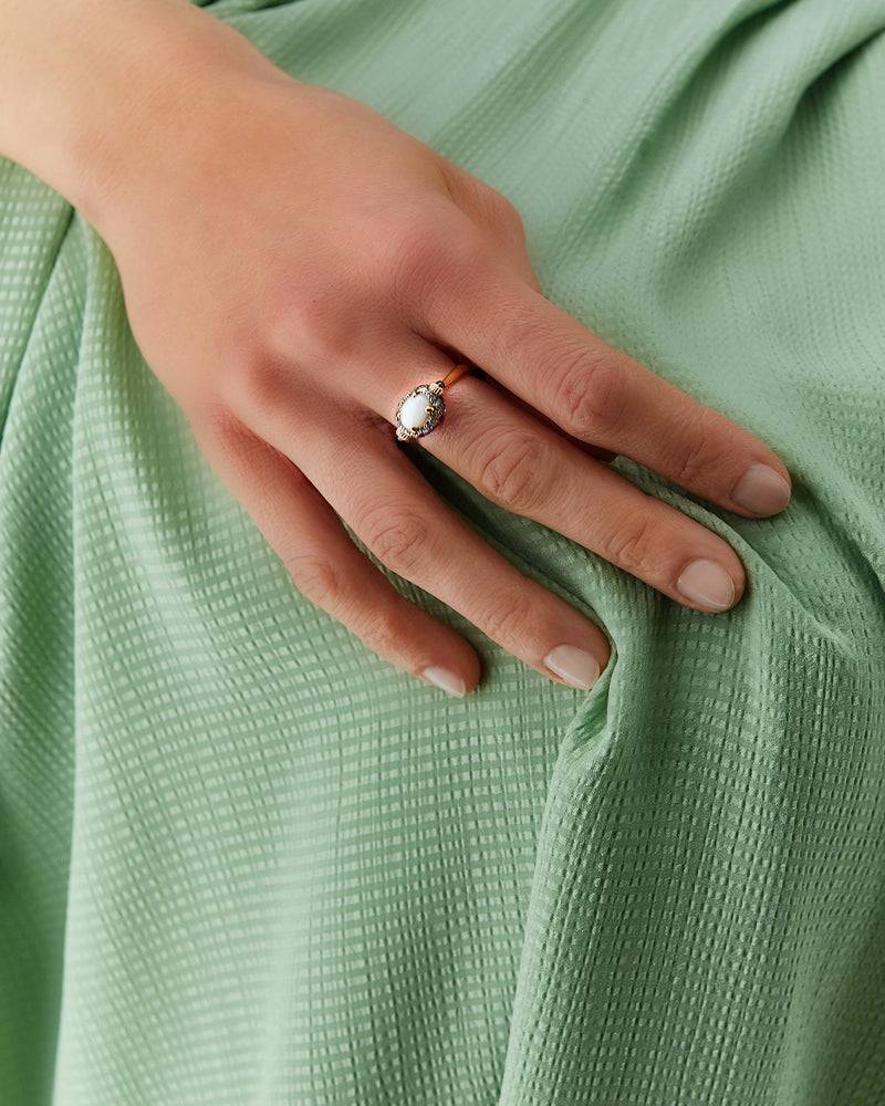 Nanis Anello "DANCING REVERSE" double face in oro, zaffiri rosa, rubini, opa – Nanis Italian Jewels Fino Al -60%