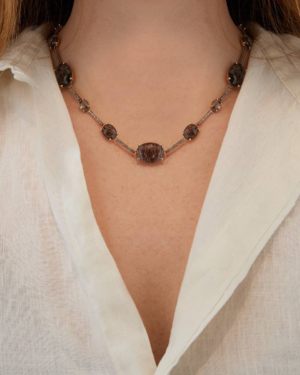Nanis Collana girocollo "ARIA" in oro, quarzo rutilato grigio e barrette di – Nanis Italian Jewels Trasporto libero internazionale