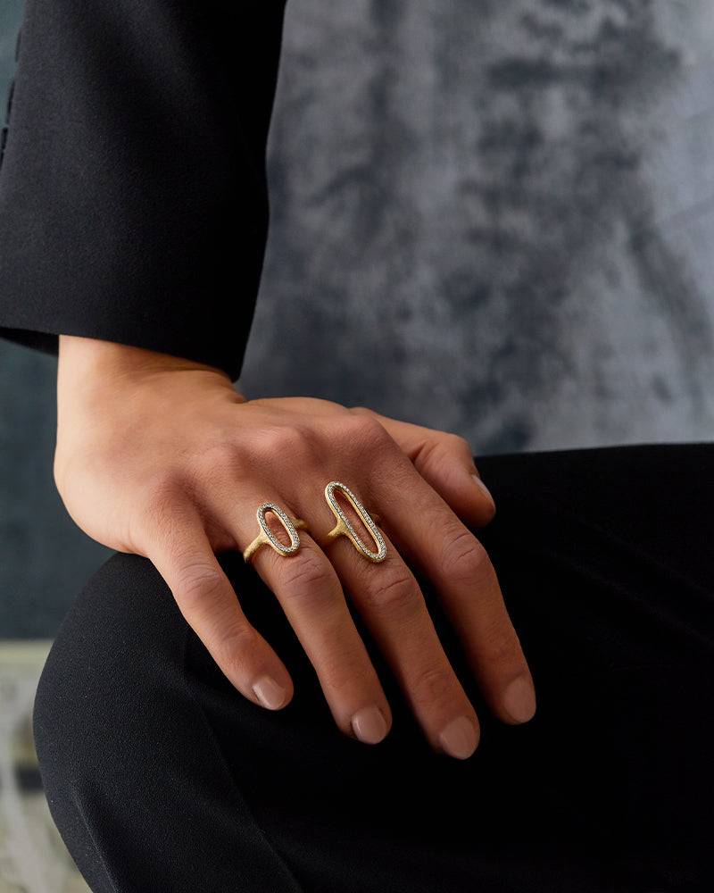Nanis Anello "LIBERA" con elemento ovale in oro e diamanti (piccolo) – Nanis Italian Jewels Liquidazione