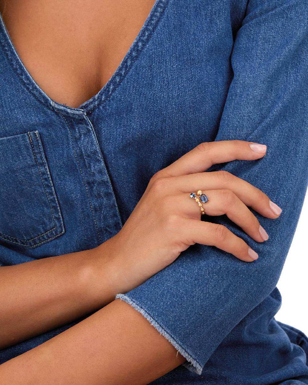 Nanis Anello contrariè "DANCING AZURE" con boules in oro, diamanti e topazio – Nanis Italian Jewels 2025