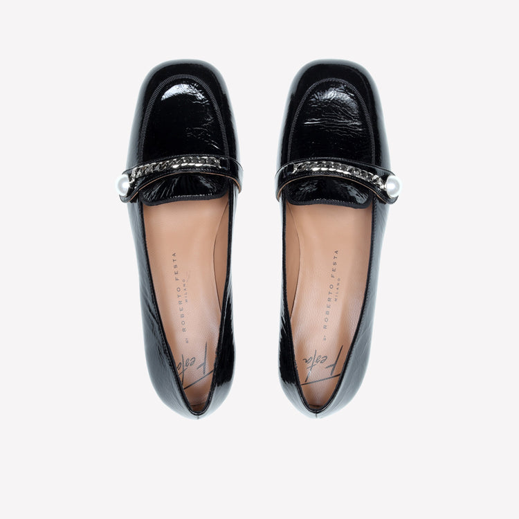 Roberto Festa MOCASSINO IN VERNICE NERA CON ACCESSORIO CATENA ARGENTO DODI Negozio