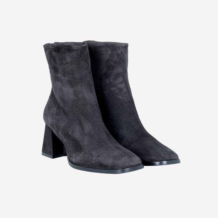 Roberto Festa ANKLE BOOT IN CAMOSCIO ASFALTO YLARIA Soddisfazione Garantita