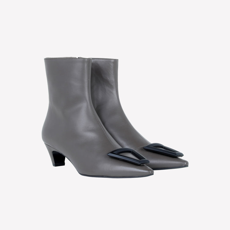 Roberto Festa Ankle boot in agnello con dettaglio in metallo opaco Lissy Qualità Garantita