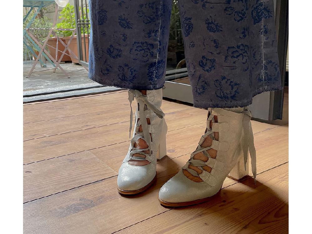 Rose'S Roses Lola Saldi
