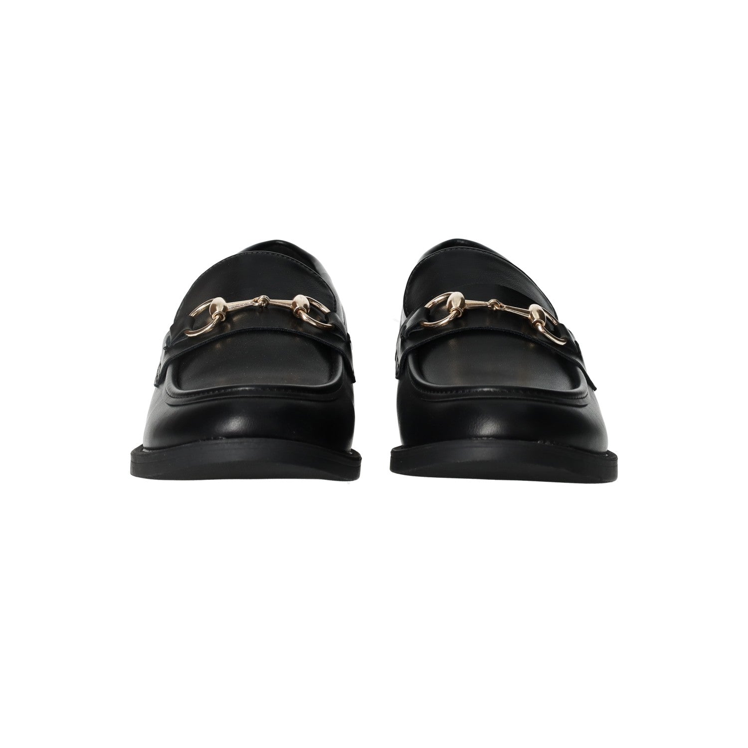 Tata Italia Mocassini con fibbia dorata. Tacco alto 3cm Offerte