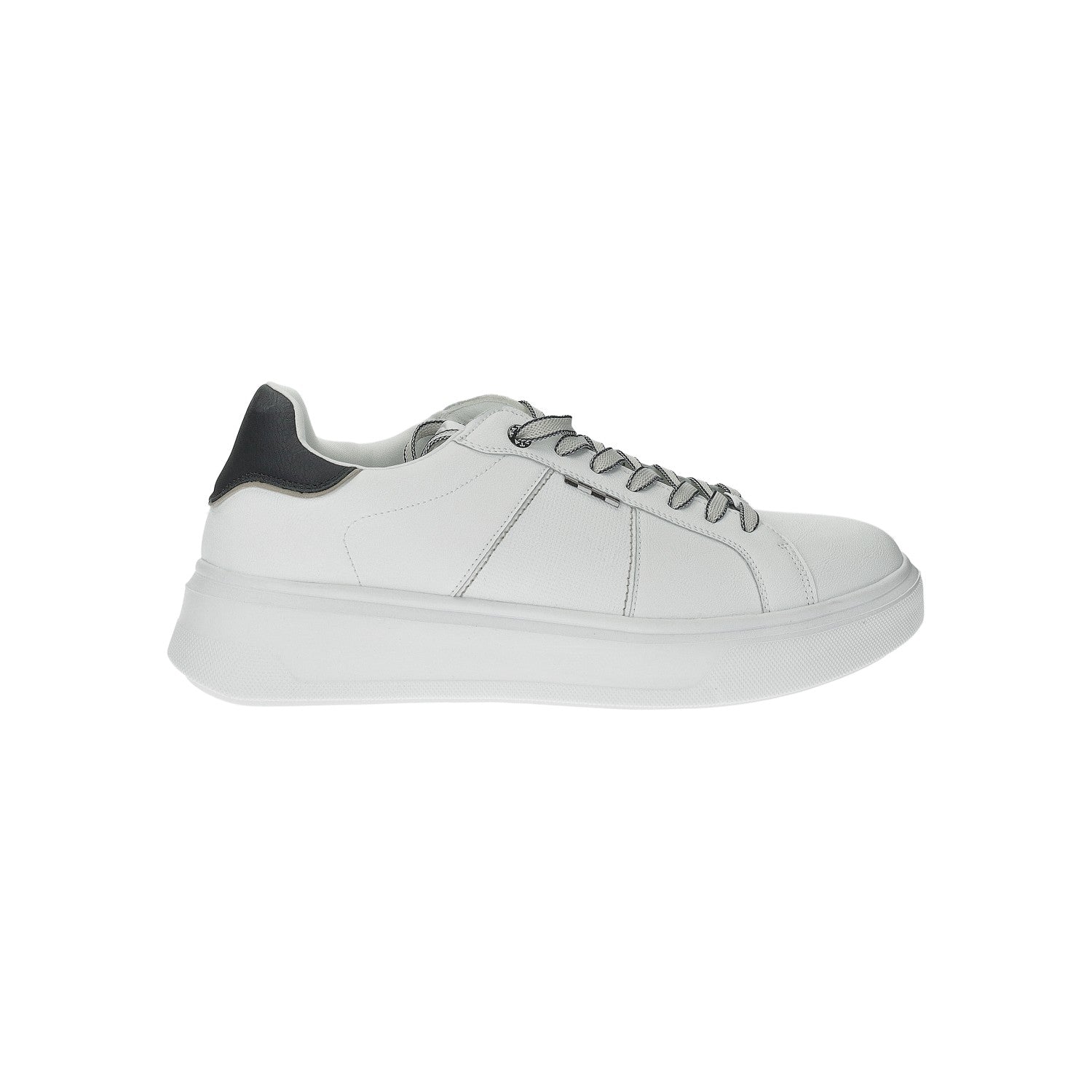 Tata Italia Sneakers in ecopelle Italy