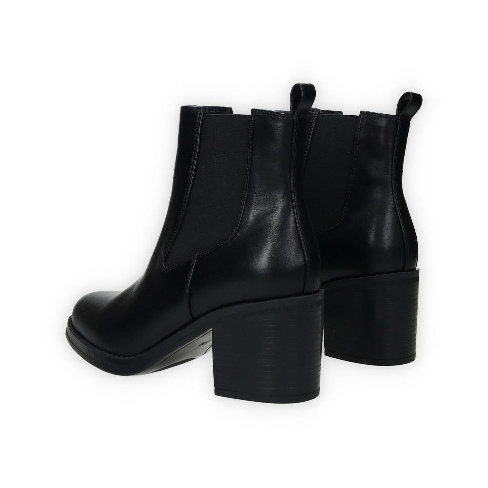 Tata Italia Stivaletti. Tacco alto 6cm Negozio