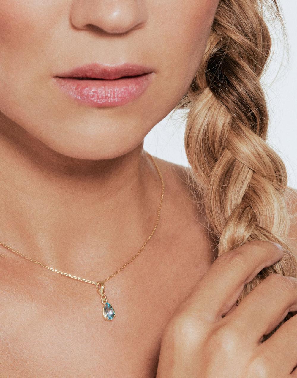 Thais Bernardes Ciondolo Charm Topazio Azzurro Moda