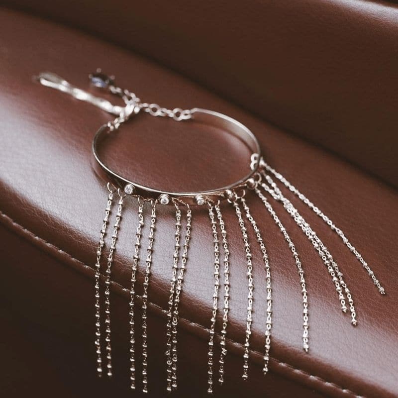 Thais Bernardes BRACCIALE CON FRANGE SEDUÇÃO Presa