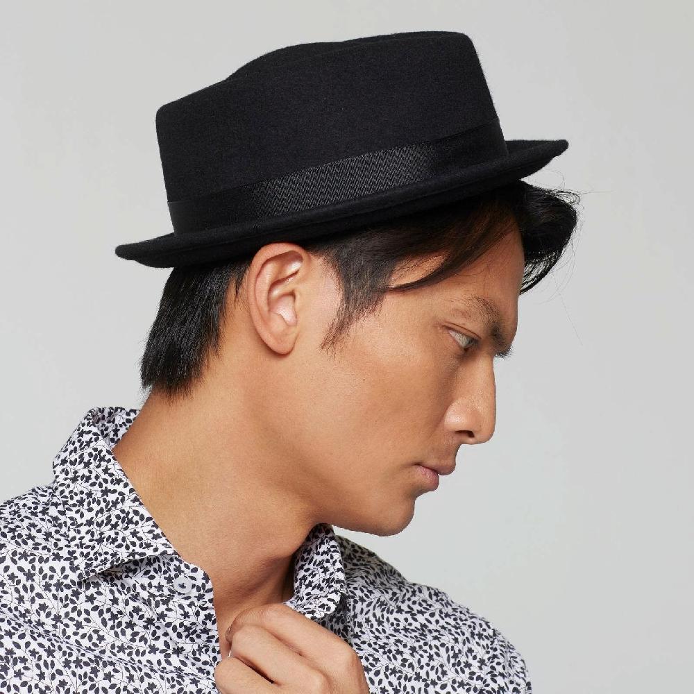 A.S.98 CAPPELLO CLIVE Negozi Online