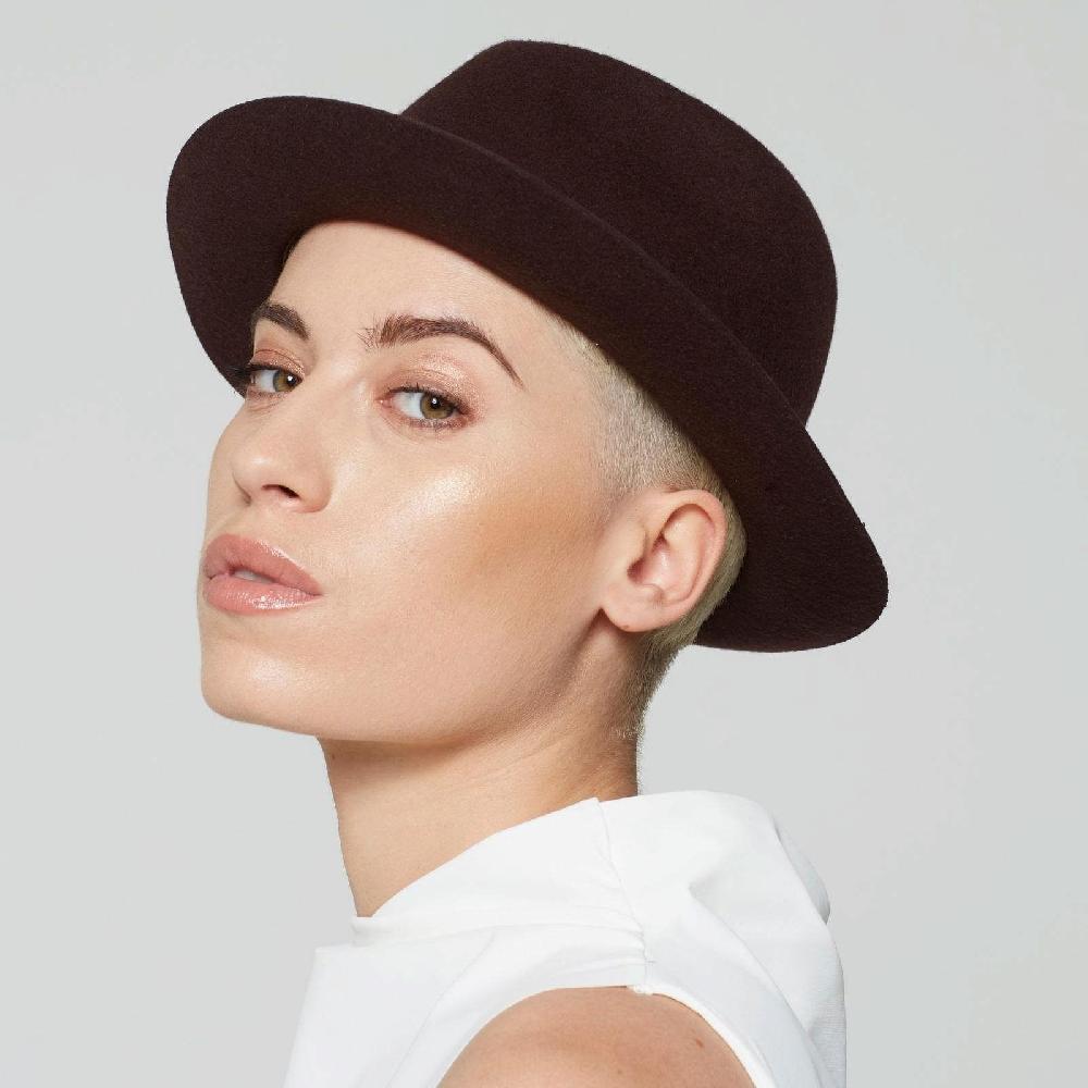 A.S.98 CAPPELLO CLAIRE Spedizione Gratuita
