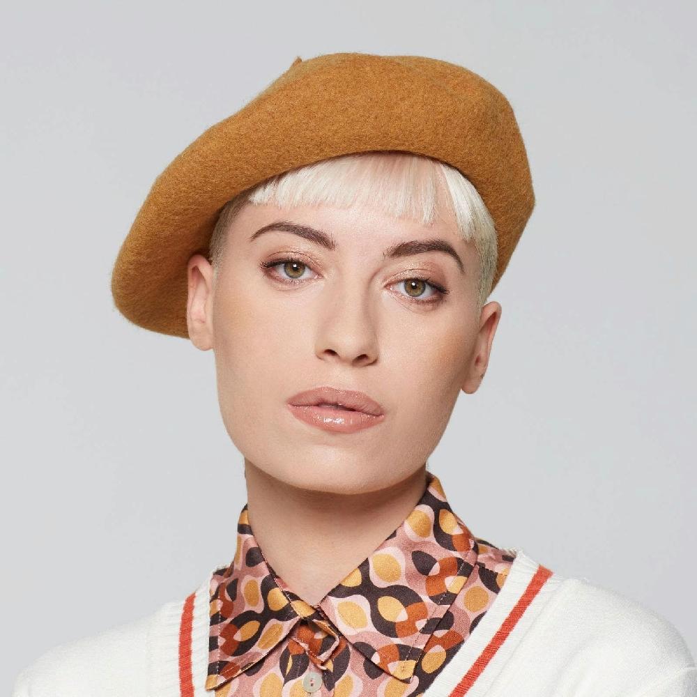 A.S.98 CAPPELLO JOAN Qualità Garantita