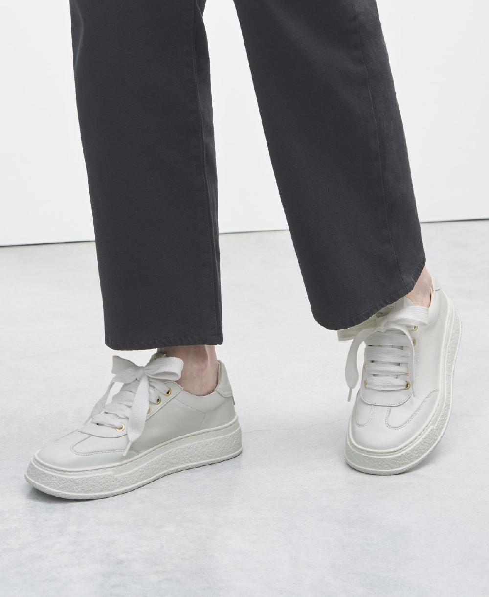 Agl Sneaker in pelle Bianco Giuly Shoes In Vendita