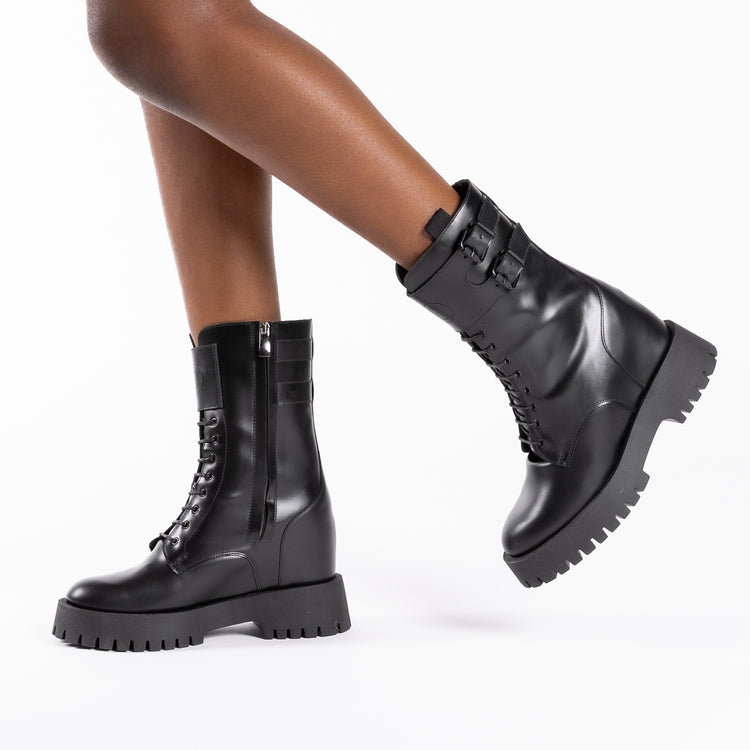 ﻿Unlace COMBAT In Saldo