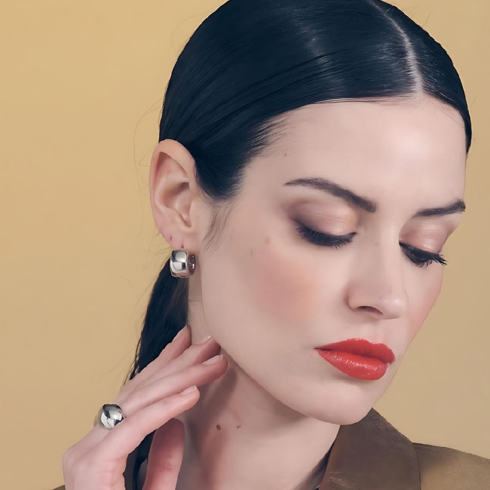 Unoaerre Orecchini in argento a cerchietto | UNOAERRE Gioielli Super Saving Price