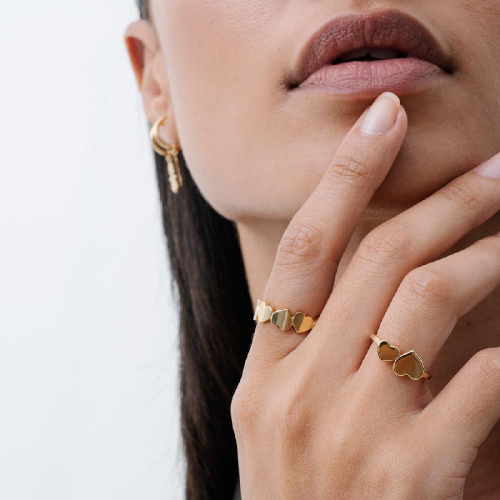 Unoaerre Anello in oro con cuore grande e piccolo | UNOAERRE Gioielli Consegna Veloce