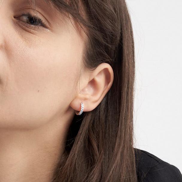 Unoaerre Orecchini in argento con zirconia cubica azzurro | UNOAERRE Gioielli Enormi risparmi