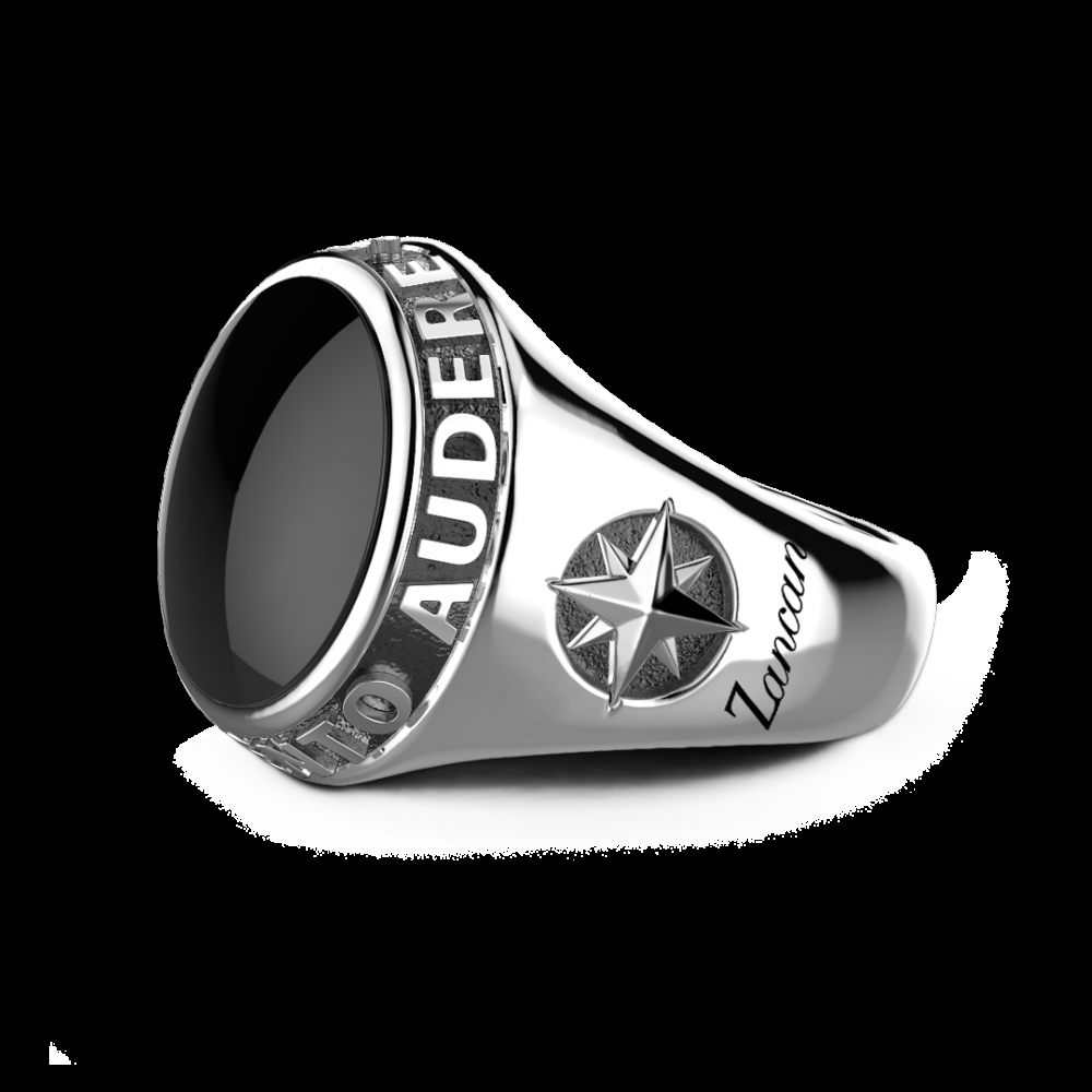 Zancan Anello Zancan in argento con onice nera e scritta in latino Cyber Monday